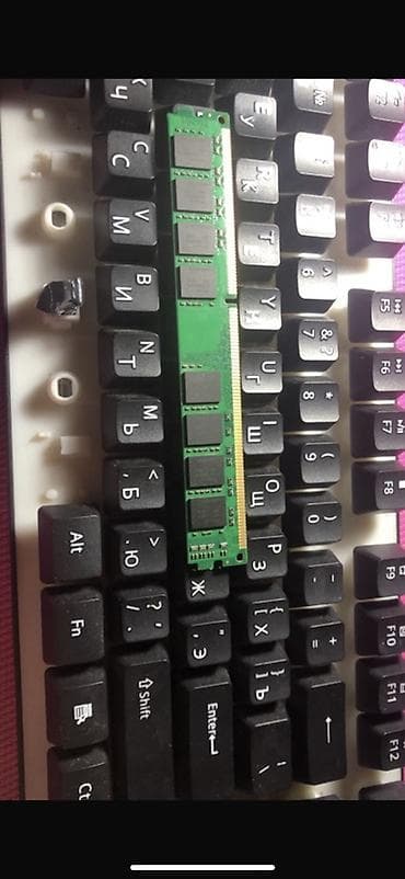 Operativ yaddaş (RAM) Kingston, 8 GB, 1600 Mhz, DDR3, PC üçün, İşlənmiş