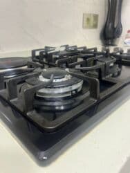 Buynuzlar: Qaz peci ela veziyyetde 1 ay işlenib.satiıir 80 azn Alinib 150 azn — 2