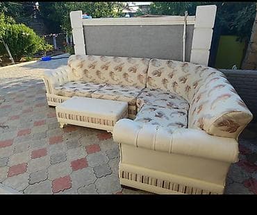 Künc divan, İşlənmiş — 1