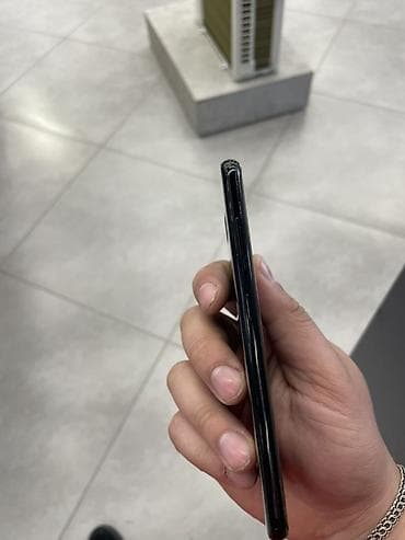 ikinci el 8 plus: Samsung Galaxy S8, 64 GB, rəng - Qara, Barmaq izi — 4