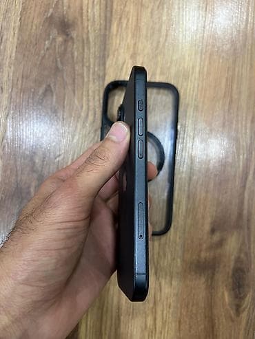 xiaomi mix flip: IPhone 16, 128 GB, Qara, Zəmanət, Simsiz şarj, Face ID — 3