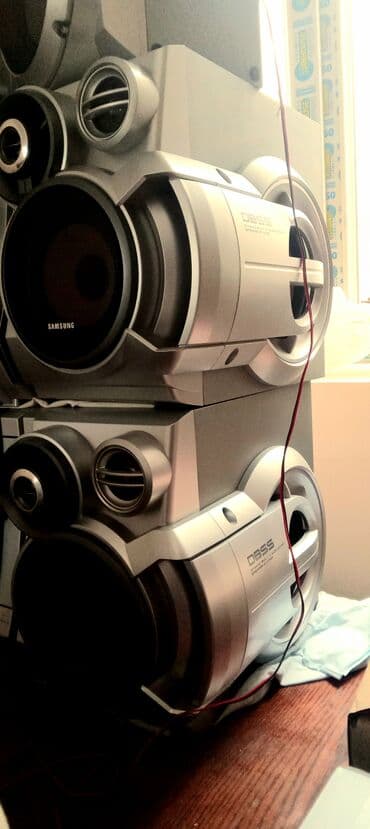 kalonkala: 3800 w Güclü səs sistemi 2 Basoviki 2 Səs Kalonkaları var — 7