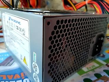 Digər auditexnika: Qida bloku ATX- 350 PNF.
Блок питания ATX - 350 PNF — 3