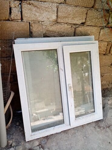 işlenmiş plastik pencereler: 3 ədəd Ağ rəngli plastik çərçivəyə malik ikiqat şüşəli pəncərə — 1