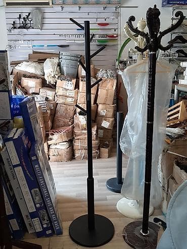 Metaldan şaquli paltar asılqanları - Material: möhkəm metal gövdə və