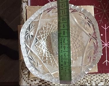 8 mart hediyye: Konfet gabi Belarusiya xrustal 15 m biri .Iki eded var.Oz korobkasinda — 4