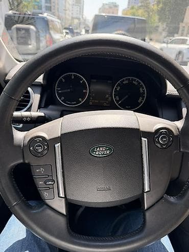 tank pro: Land Rover Discovery 4 – qara rəngli, tam ölçülü off-road/SUV — 9