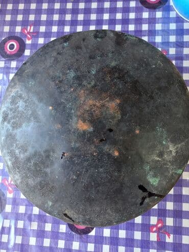 qedmi qazanlar: İşlənmiş, Aş qazanı — 6