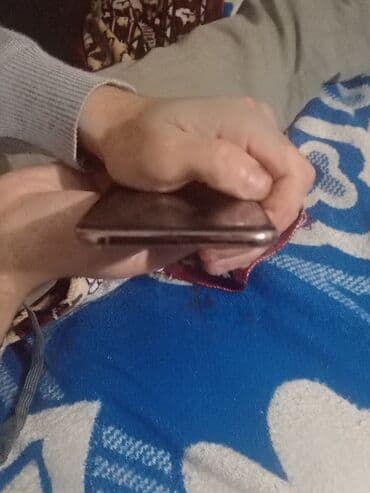 iphone 11 pro max qiymeti irşad: IPhone Xs Max, 256 GB, Qızılı, Zəmanət, Simsiz şarj — 6