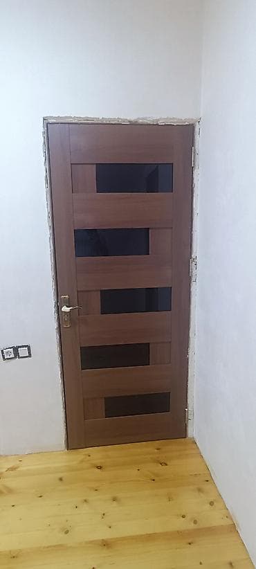 Müasir dizaynlı otaq qapısı - Material: ağac teksturalı MDF/laminat