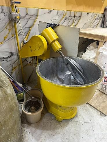 Mağaza avadanlığı: 💫RR Xemir aparati 40 kq xemir yoqurur Qiymet 550 azn Ubvan Hezi — 1