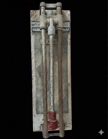 Kafel/kərpic kəsən əl aləti (manuel plitkakəsən) - Ölçü xətti olan