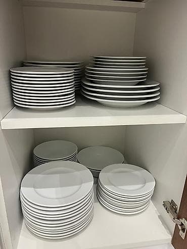 Mənzillər: Bakı, Mərdəkan, 180 kv. m, 4 otaqlı, Hovuzlu, Kommunal xətlər qoşulmayıb — 3