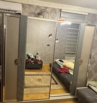 asma dolab: 3 qapılı, Güzgülü, Boz, Digər material, Kupe, Düz dolab — 1
