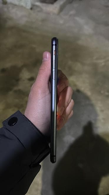 ipad mini 5 irsad: IPhone 8 Plus, 64 GB, Space Gray, Barmaq izi, Simsiz şarj — 4