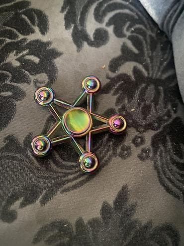 stacktrack oyuncaq dəsti: Metal fidget spiner – 5 qollu ulduz dizaynı - Material: metal korpus — 1