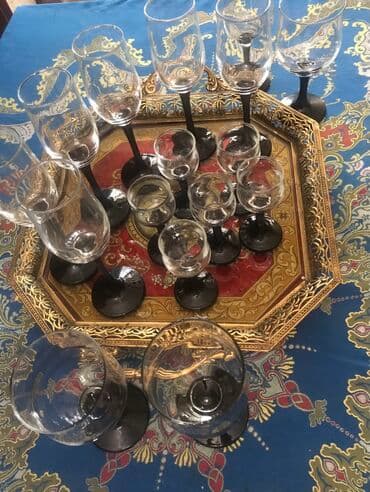 Qədəhlər, Fransa lalafo.az -da Qədəhlər, Fransa