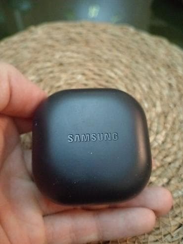 Foto və videokameralar: Samsung Galaxy Buds2 Pro (SM-R510) – Qrafit rəng - “Sound by AKG” səs — 4