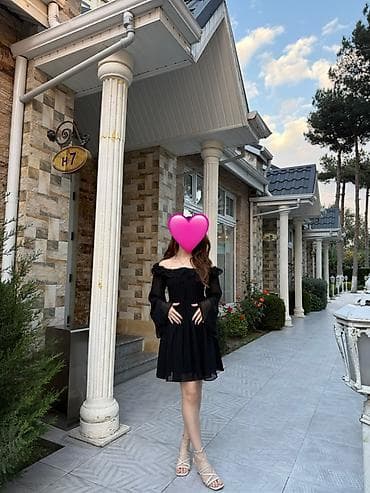 Qara şifon don XS 34 olcu - Stil: “off-shoulder” (çiyin açıq), yuxarı