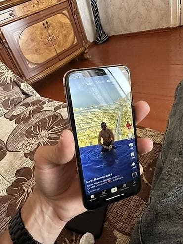 microsoft surface pro: IPhone Xs, Ağ, Face ID — 6