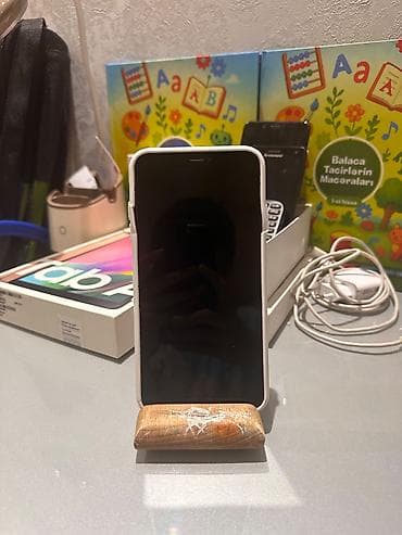 korpuslar: IPhone Xs Max, 256 GB, Qızılı, Face ID — 5