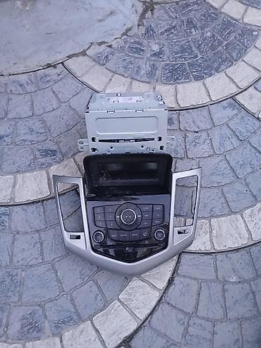 andorid tv box: Maqnitol, AUX, ABŞ — 2