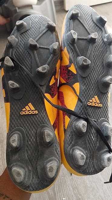 butsa: Məhsul: Adidas X 15.4 futbol butsaları - Model: X 15.4 (içlikdə “15.4 — 2
