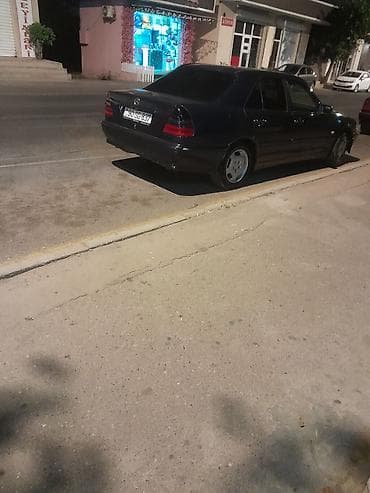 renault megane disk: Mercedes-Benz E-Class (W210) sedan - Kuzov: 4 qapılı sedan, tünd göy — 8