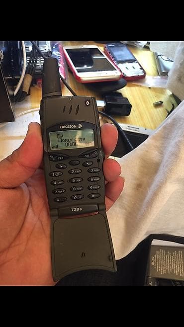 Kohne madel butun telefonlara korpus var satishda isdeyen 24 saat