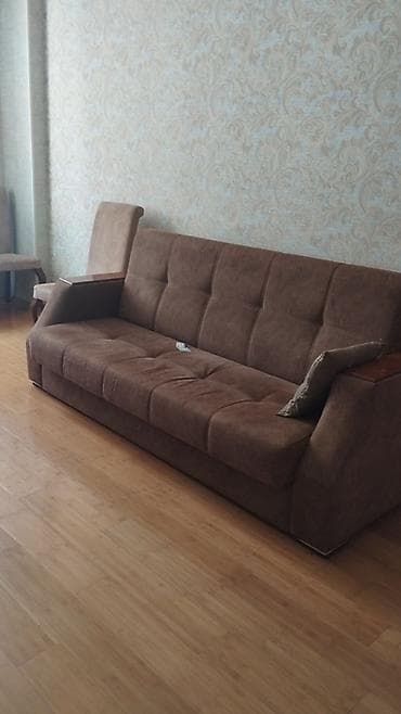 spalni dəsti: Mebel və məişət texnikası dəsti - Üç qapılı qarderob: iki yan şkaf — 6