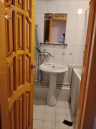 3 otaqlı mənzil – geniş və işıqlı Planlama: - Geniş qonaq otağı — 9