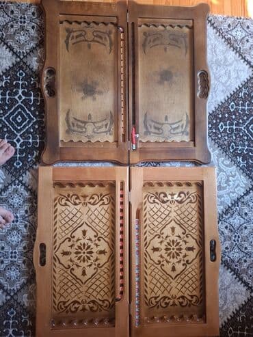 nimce: Əl işi olan, üzərində oyma naxışlar olan dörd ədəd taxta nimçə. Hər — 2