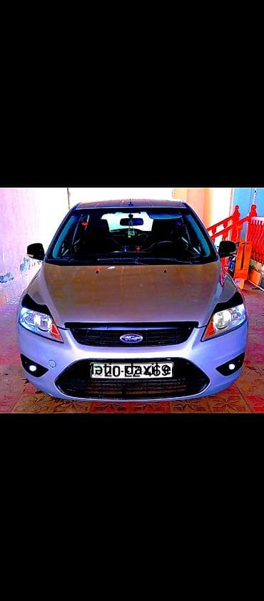 Ford Focus: 1.6 l | 2008 il 40000 km Universal
