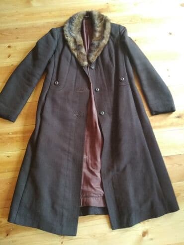 Qadın üçün palto satılır. Rusiyadan alınıb. Qiyməti 50 Azn. Şəhər və lalafo.az -da Qadın üçün palto satılır. Rusiyadan alınıb. Qiyməti 50 Azn. Şəhər və