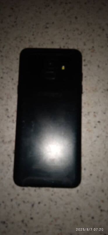 android telefonlar: Samsung A6 — 2