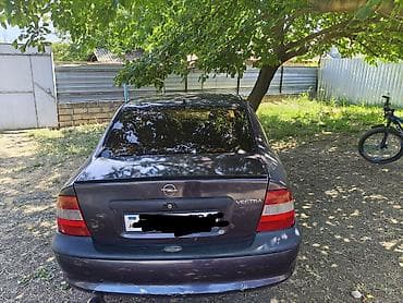 damas masin: Opel Vectra: 1.8 l | 1997 il 463954 km Sedan — 6