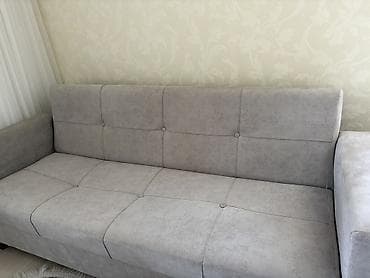 Divan və kreslo dəstləri: Bej rəngli burchaq divan və açılan mexanizmli düz divan Hər iki divan — 2