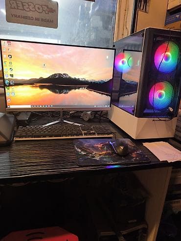 Masaüstü kompüter Əla vəziyyətdə isadəyən əlaqə saxlaya bilərlər