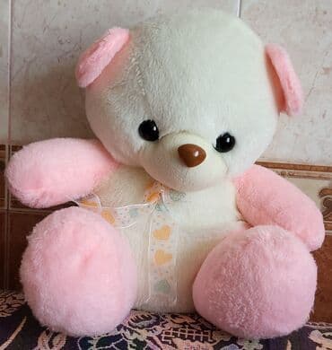 Müxtəlif yaşlara oyuncaqlar satılır, ucuzdur. Продаются игрушки для