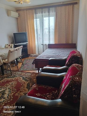 Сдаю 1 комнатную квартиру возле м.Нефтчиляр,7/9,каменный дом, все