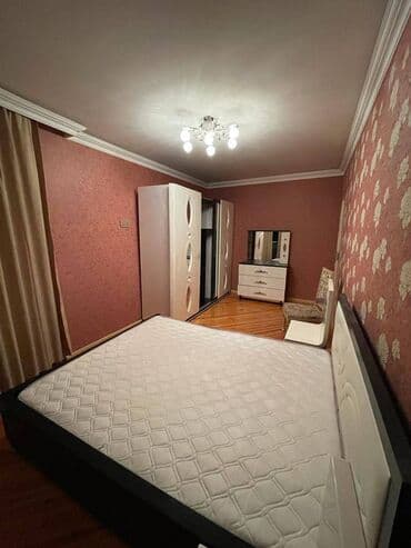 ramanı evlər: Bakıxanov qəsəbəsində, Yavər Əliyev küçəsində, Akkordda, ailəli — 4