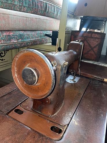 Antik dikish mashini satilir — 2