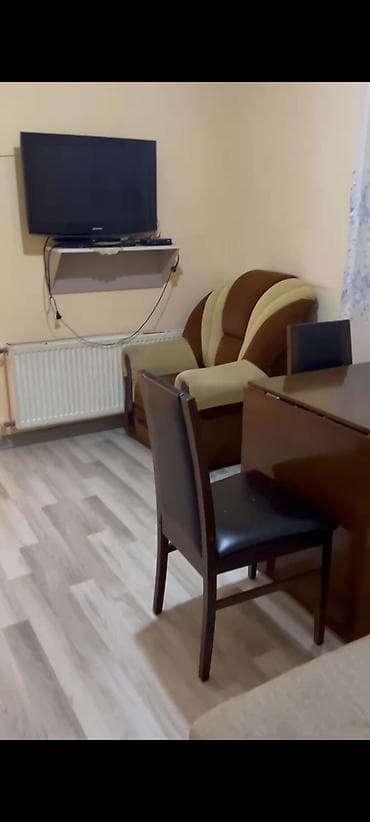 nerimanovda 300 azn kiraye ev: 80 kv. m, 2 otaqlı, Kombi, Qaz, İşıq — 5