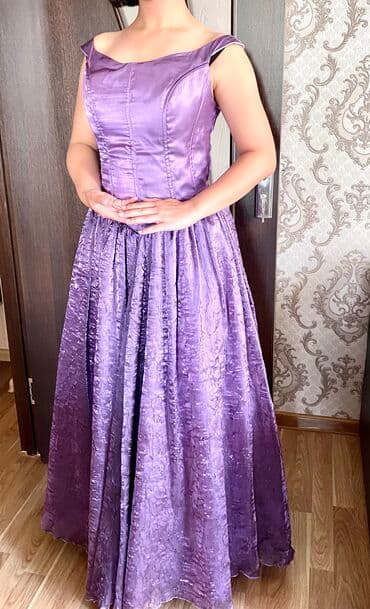 nişan paltarı: Dekolte toy və ya nişan paltarı, 2dəfə geyinilib — 1