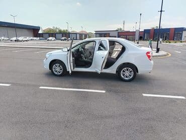 mersedes c 230: Ağ rəngdə Chevrolet Cobalt avtomobili. Salonda oturacaqlar üçün — 8