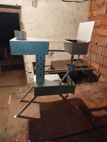 barbeku manqal: Manqal, Qapaqlı — 3