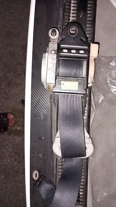 bmw e39 disk teker: Toyota Corolla Avtomobil təhlükəsizlik kəməri komplekti - İnertial — 1