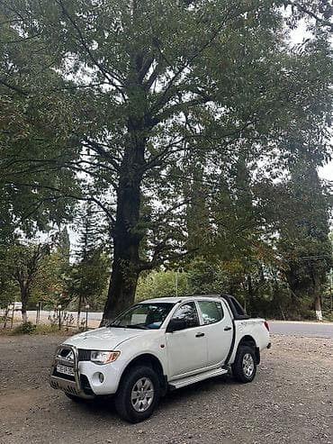 zapı maşın: Mitsubishi L200: 2.5 l | 2006 il 435400 km Pikap — 1