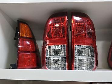 Məhsul: Avtomobil arxa stop-işıqları dəsti Təsvir: - Şəkildəki model