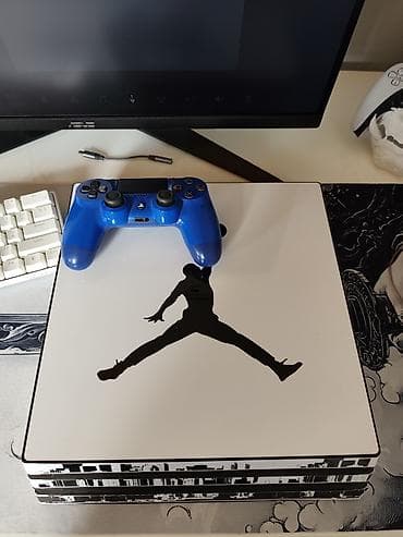 PS4 Pro 1TB əla vəziyyətdədir cızığı yoxdur Proşivkalıdır – istənilən lalafo.az -da PS4 Pro 1TB əla vəziyyətdədir cızığı yoxdur Proşivkalıdır – istənilən